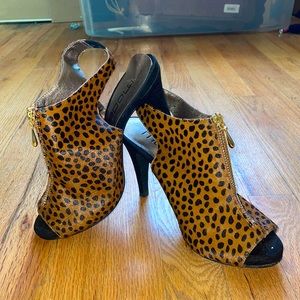 Moda spana half hair black and brown heels